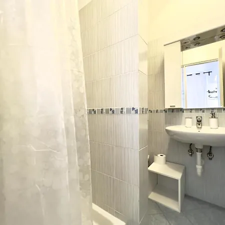 Casa Nandina In Centro * Rapallo